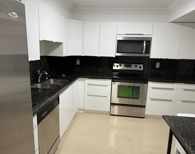 5100 N Ocean Boulevard - Photo Thumbnail 4