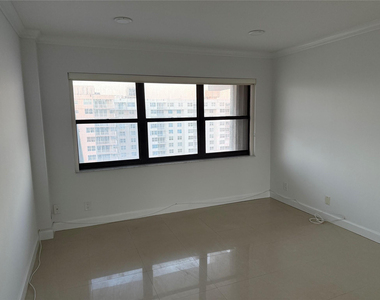 5100 N Ocean Boulevard - Photo Thumbnail 9