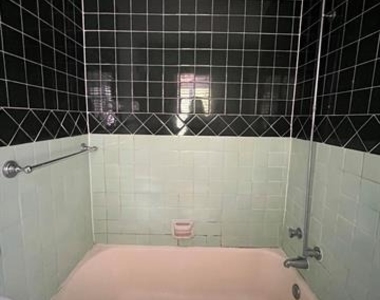 4818 Junius Street - Photo Thumbnail 7