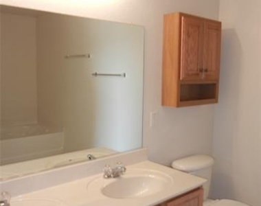2801 Mockingbird Street - Photo Thumbnail 18