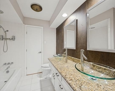 10404 Boedeker Street - Photo Thumbnail 9
