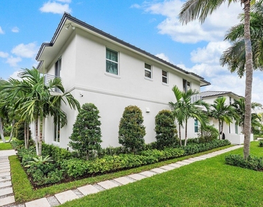 217 Gulfstream Boulevard - Photo Thumbnail 47