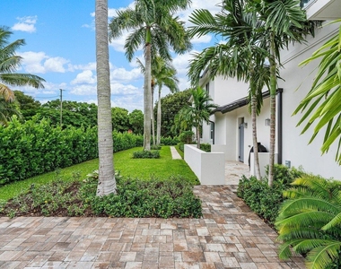 217 Gulfstream Boulevard - Photo Thumbnail 42