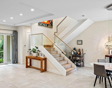 217 Gulfstream Boulevard - Photo Thumbnail 17
