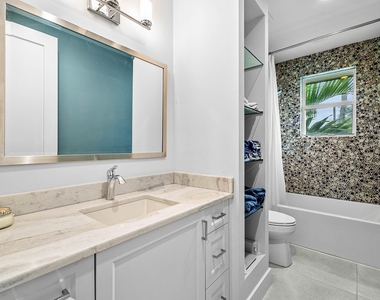 217 Gulfstream Boulevard - Photo Thumbnail 23