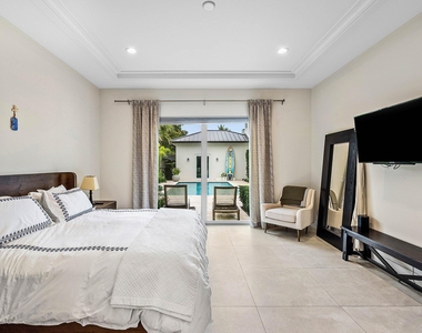 217 Gulfstream Boulevard - Photo Thumbnail 29