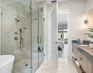 217 Gulfstream Boulevard - Photo Thumbnail 27