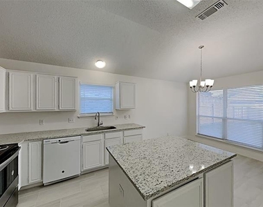 2705 Hidden Springs Drive - Photo Thumbnail 4