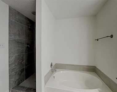 2705 Hidden Springs Drive - Photo Thumbnail 13