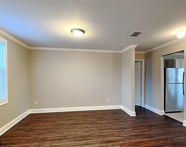 1405 Evergreen Street - Photo Thumbnail 1