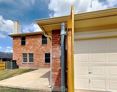 1405 Evergreen Street - Photo Thumbnail 17