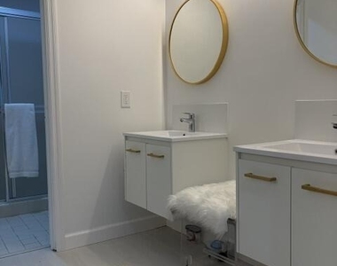 8934 Sunnywood Place - Photo Thumbnail 20