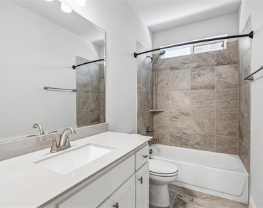 4913 Meadow Creek Drive - Photo Thumbnail 21