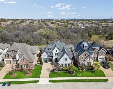 4913 Meadow Creek Drive - Photo Thumbnail 34