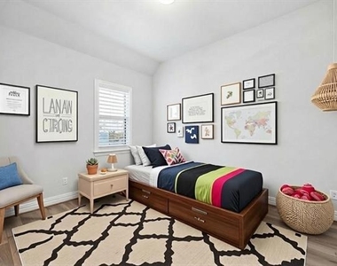 4913 Meadow Creek Drive - Photo Thumbnail 29