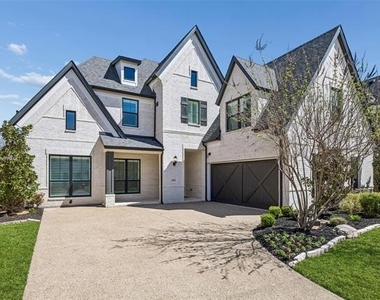 4913 Meadow Creek Drive - Photo Thumbnail 38