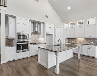 4913 Meadow Creek Drive - Photo Thumbnail 13