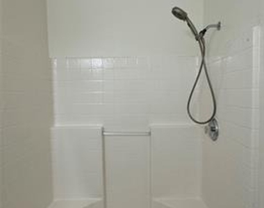 2260 Stonebrook Lane - Photo Thumbnail 7