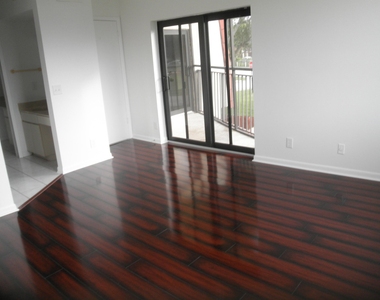 3896 Victoria Drive - Photo Thumbnail 7