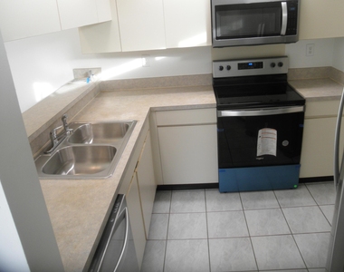 3896 Victoria Drive - Photo Thumbnail 3