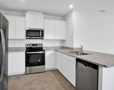 12341 Sw Nettuno Way - Photo Thumbnail 32