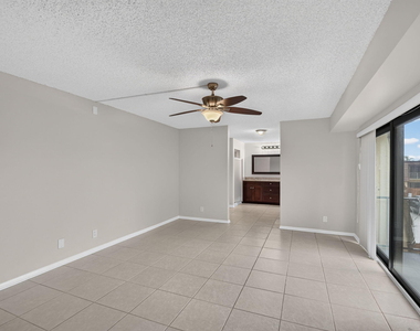 744 Springdale Circle - Photo Thumbnail 28