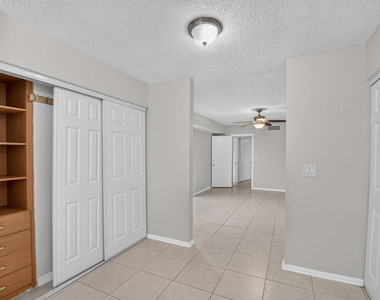 744 Springdale Circle - Photo Thumbnail 31