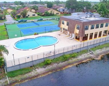 744 Springdale Circle - Photo Thumbnail 39