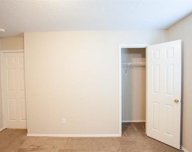 1118 Water Oak Way - Photo Thumbnail 27
