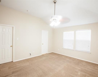 1118 Water Oak Way - Photo Thumbnail 18