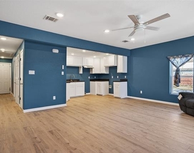 603 E Willingham Street - Photo Thumbnail 6