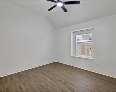5516 Broken Bend Drive - Photo Thumbnail 21