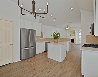 5516 Broken Bend Drive - Photo Thumbnail 12