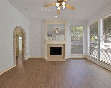 5516 Broken Bend Drive - Photo Thumbnail 6