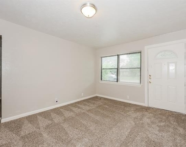 1504 Valley View Street - Photo Thumbnail 13