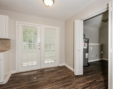 1504 Valley View Street - Photo Thumbnail 4