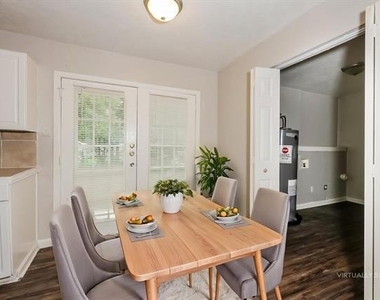 1504 Valley View Street - Photo Thumbnail 5