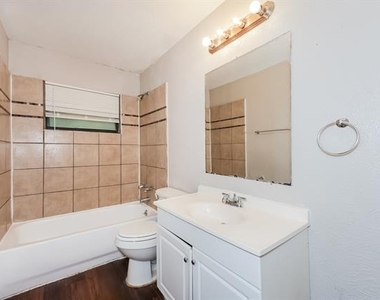 1504 Valley View Street - Photo Thumbnail 15