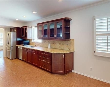 12220 Hightower Place - Photo Thumbnail 3