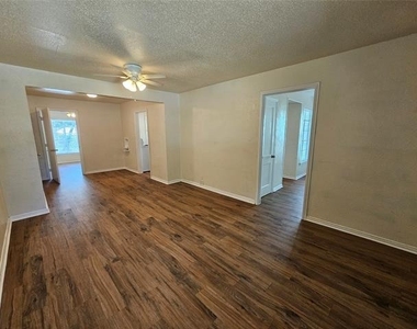 6540 Hollis Avenue - Photo Thumbnail 2