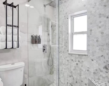 1701 Jefferson Street - Photo Thumbnail 6