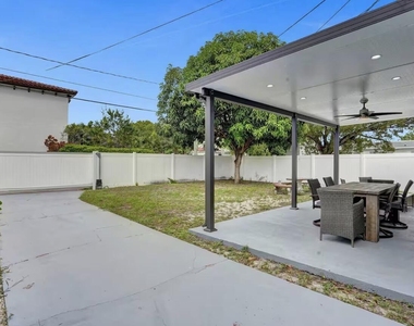 1701 Jefferson Street - Photo Thumbnail 23