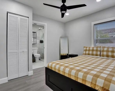 1701 Jefferson Street - Photo Thumbnail 14