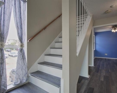 2301 Basil Drive - Photo Thumbnail 28