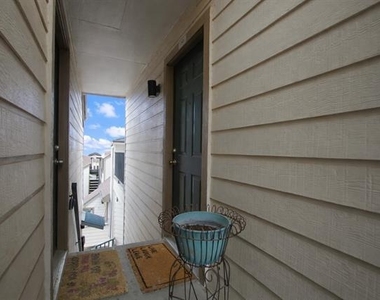 2301 Basil Drive - Photo Thumbnail 16