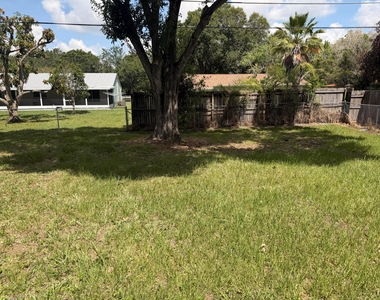 1117 Se Stewart Road - Photo Thumbnail 16