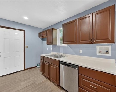 601 Royal Street - Photo Thumbnail 6