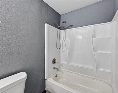 601 Royal Street - Photo Thumbnail 18