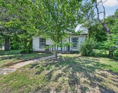 601 Royal Street - Photo Thumbnail 23