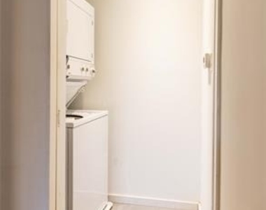 3033 San Jacinto Street - Photo Thumbnail 14